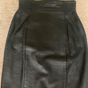 Genuine leather pencil skirt